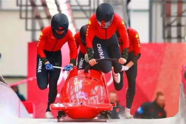 九游通道-【冬奥·人物】应清：“黑科技”助力 在“墙上”起飞